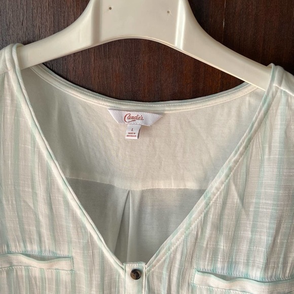 Candies size large sleeveless lightweight loosefitting summer top - Picture 5 of 9